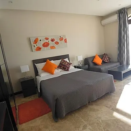 Il-bukkett 3* Qala
